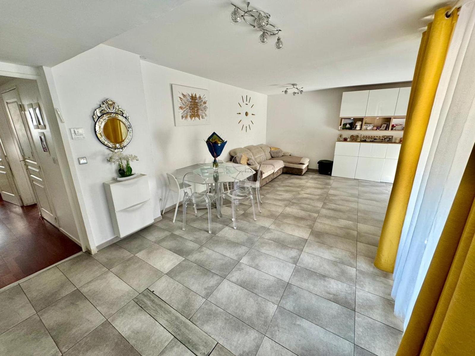 T4 Coeur St-giniez Et Parking En Ss-sol *