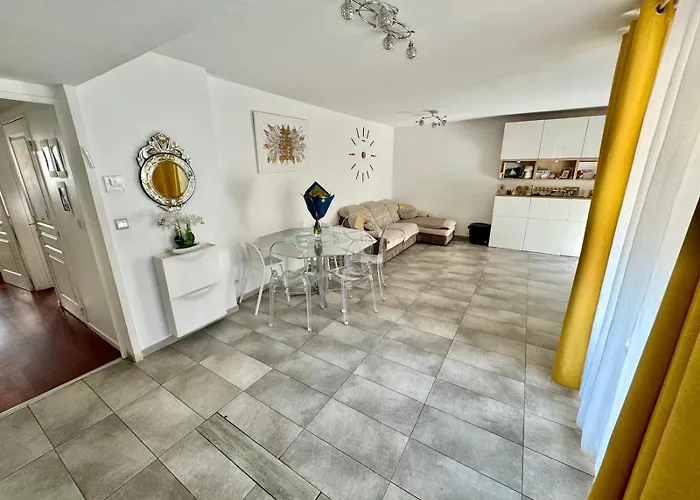 Appartement T4 Coeur St-Giniez Et Parking En Ss-Sol